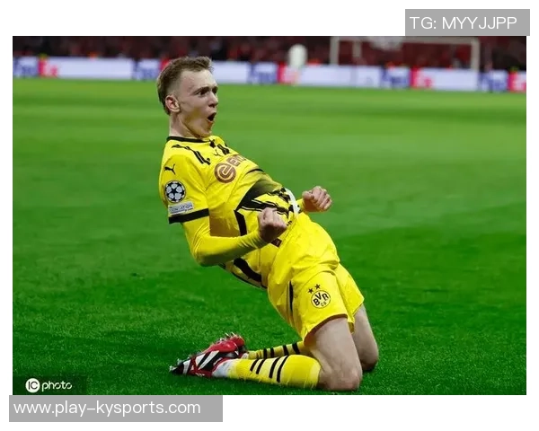 安塞尔米诺精彩头球破门助多特在第41分钟取得领先